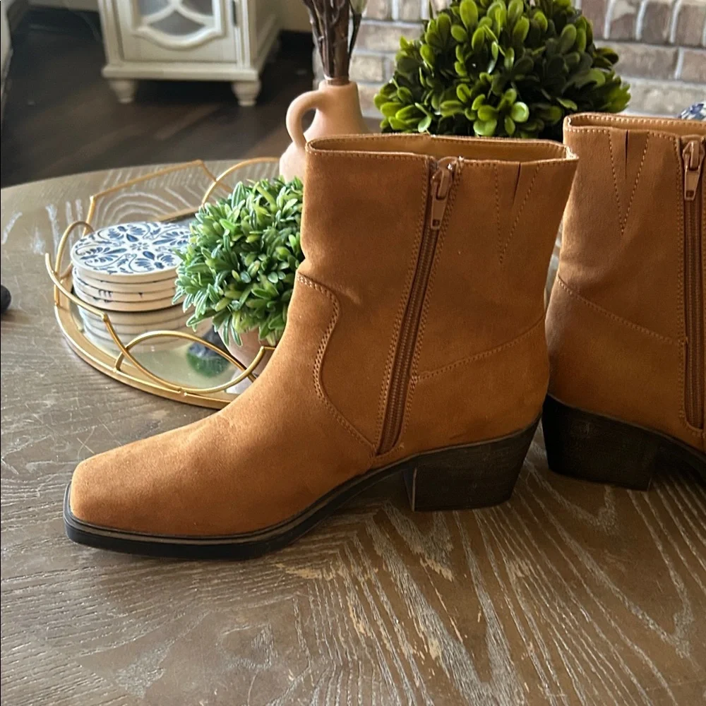NWOT! Tan Faux Suede Western Fringe Low Heel Ankle Boots